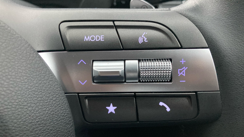 Hyundai KONA 115kW Advance 48kWh 5dr Auto Electric Hatchback